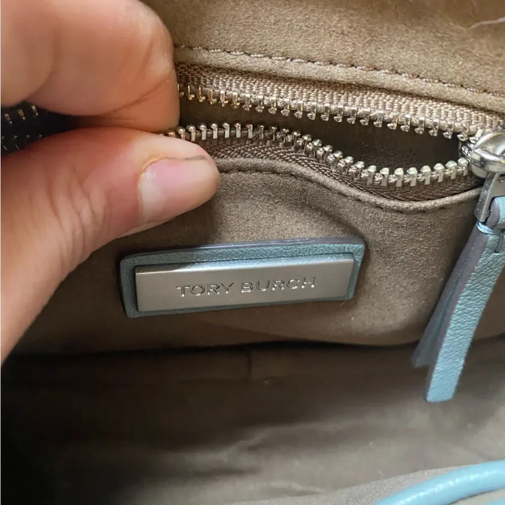 Tory Burch Kira Patent Leather Camera Bag - Picture 4 of 9